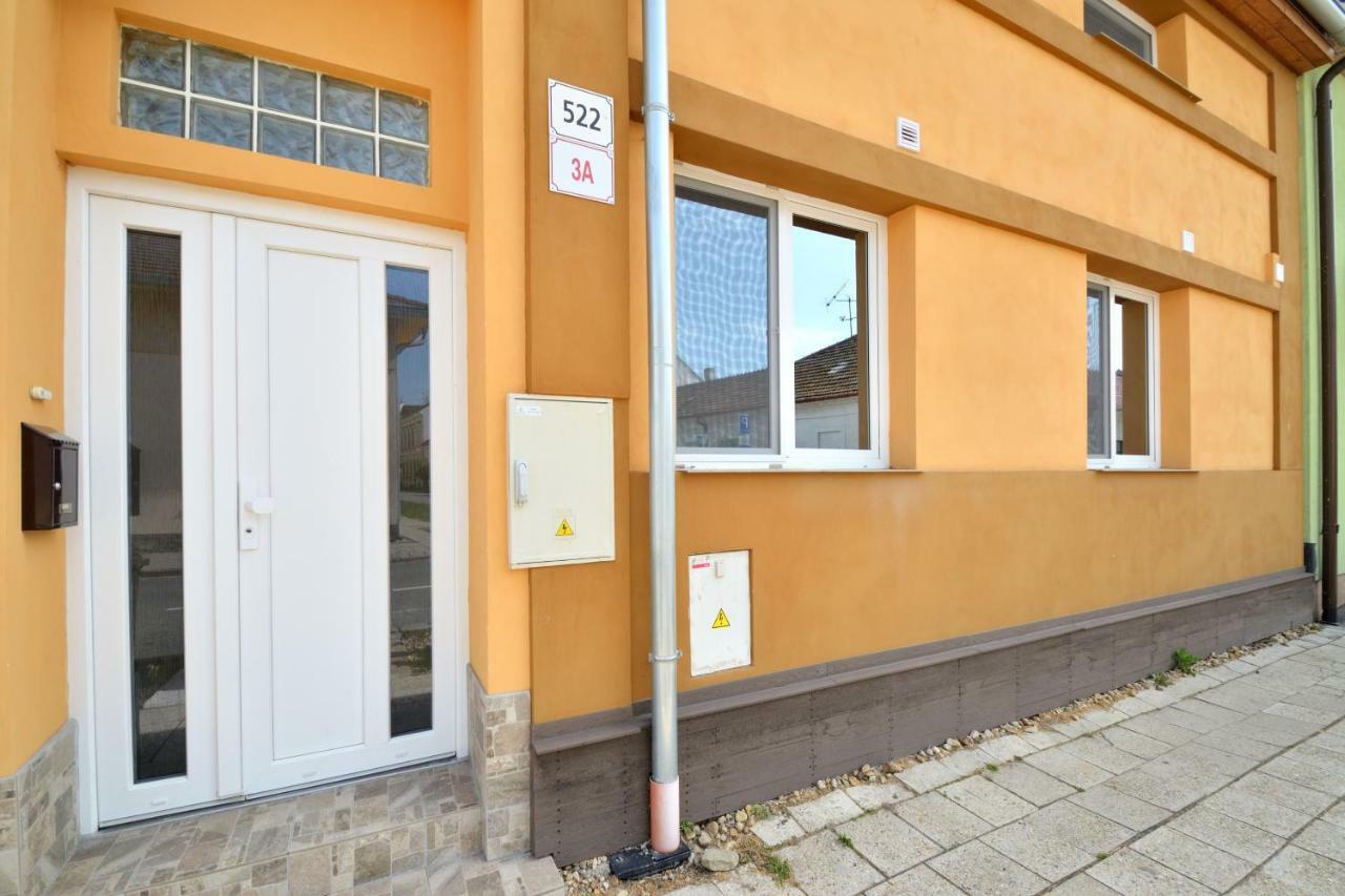 Breclav Centrum Eksteriør bilde